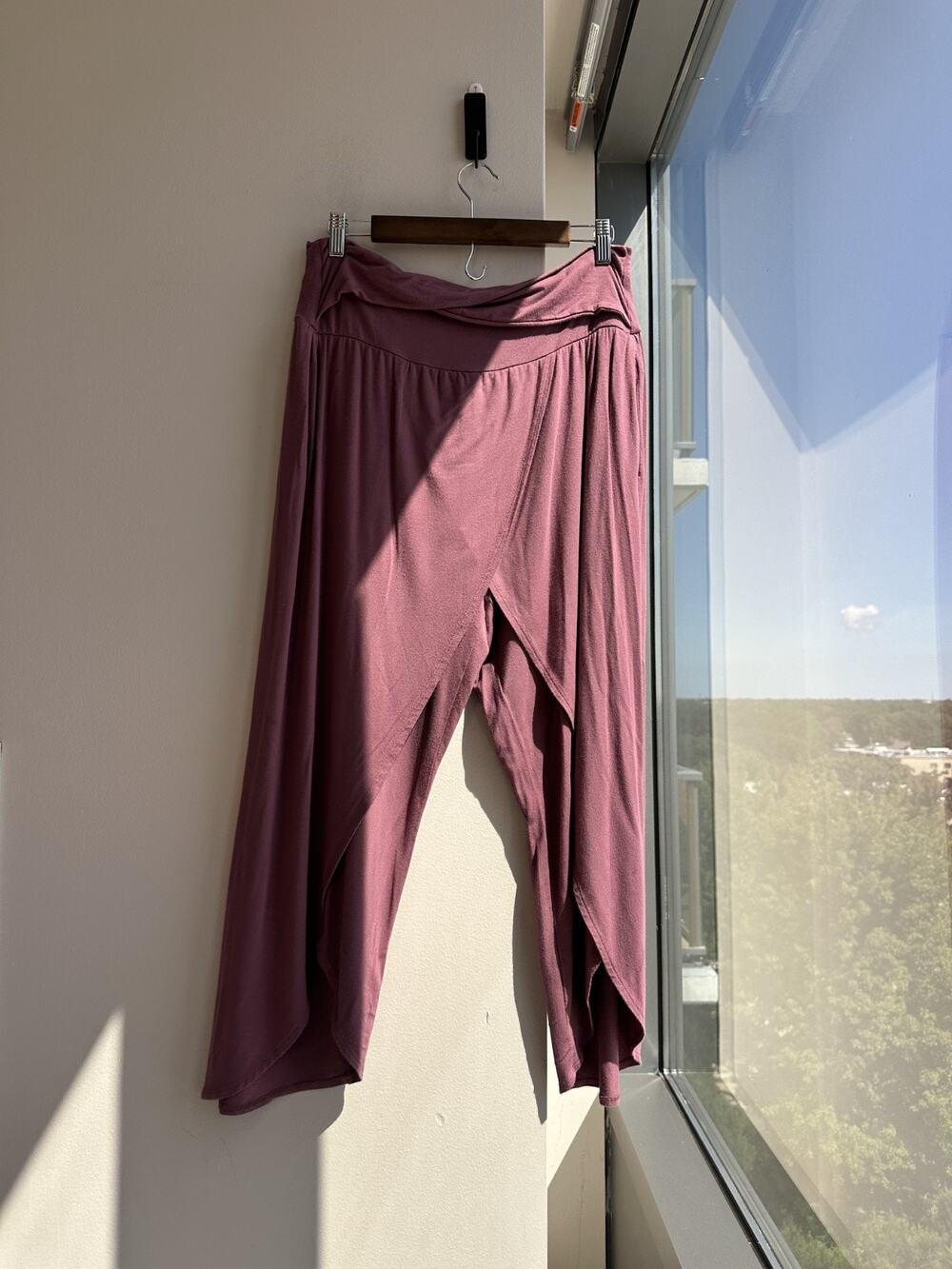 Athleta Release Pantalop Lightweight Wide Leg Lounge Dusty Rose Color Pant Sz L